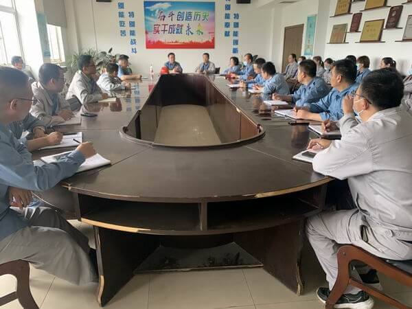 甲醇事业部召开“保生计，降本增效大会商”带头会